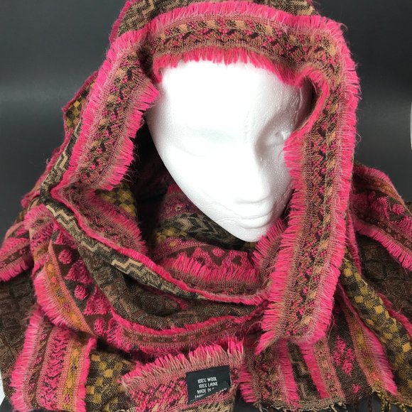 100% Wool Pink/black Scarf